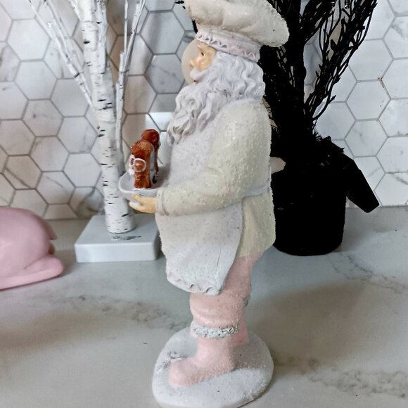 NEW! GINGERBREAD CUPCAKE BAKER SANTA DECOR - Picture 3 of 6
